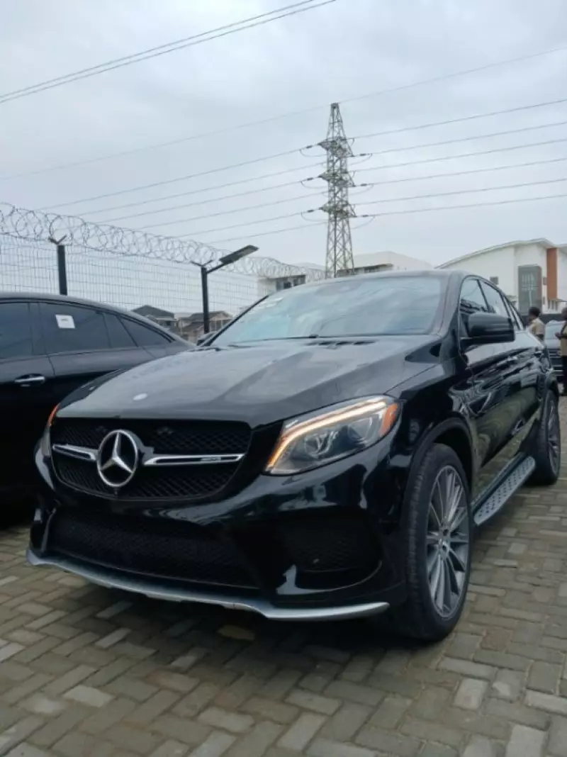 Mercedes-Benz GLE-Class   - 2017