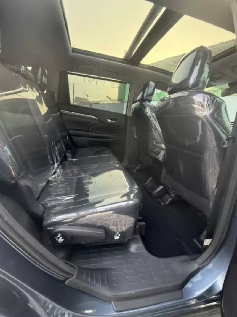 TOYOTA Highlander - 2018