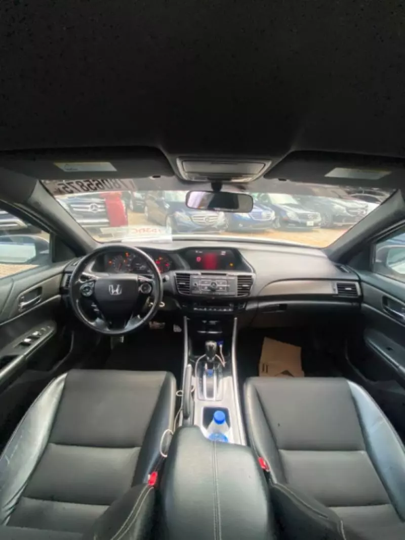 Honda Accord - 2016