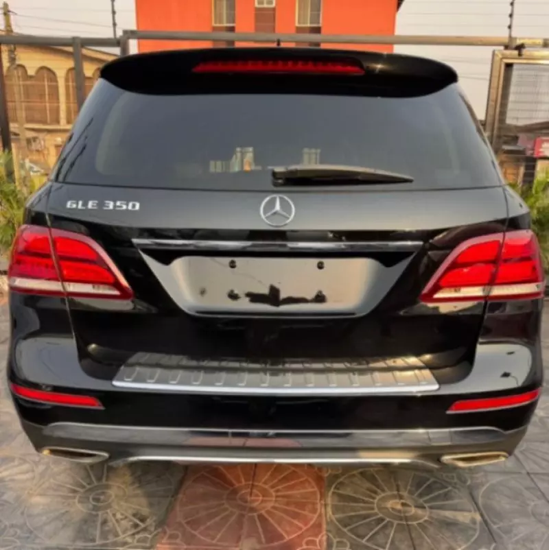 Mercedes-Benz GLE 350   - 2016