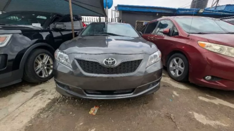 Toyota Camry - 2008