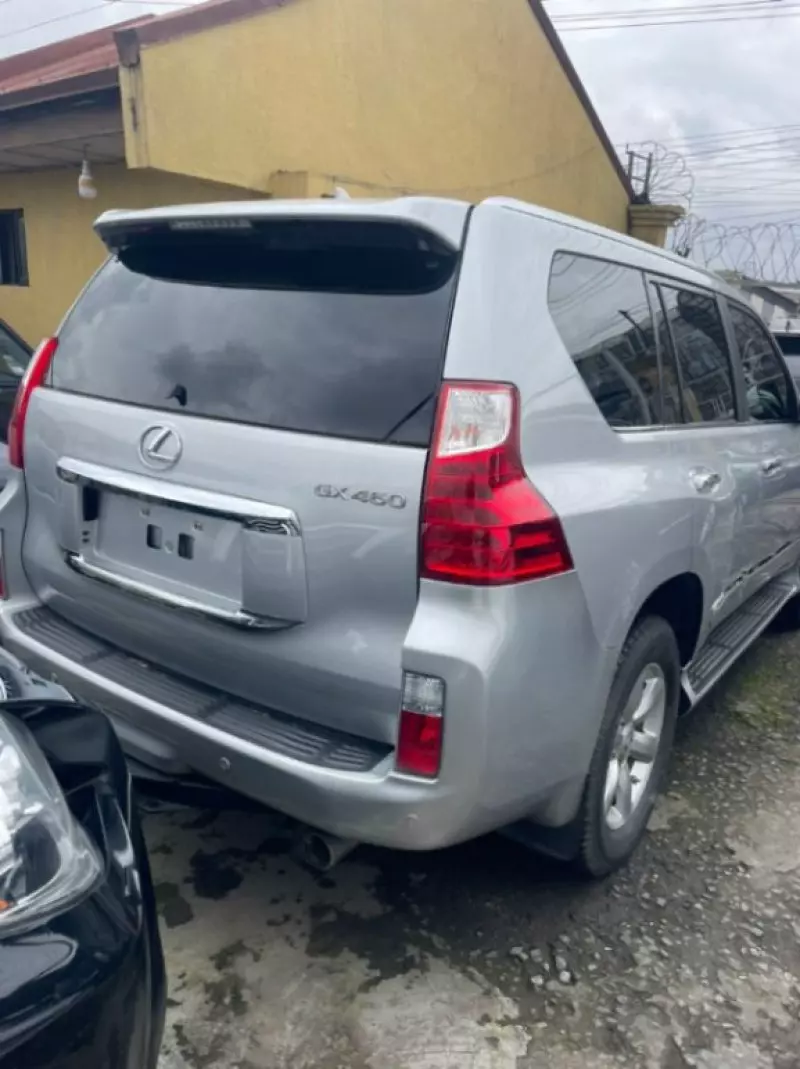 Lexus GX   - 2012