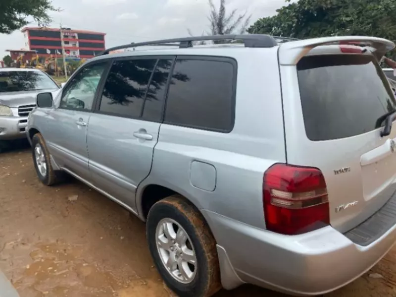 Toyota Highlander   - 2009