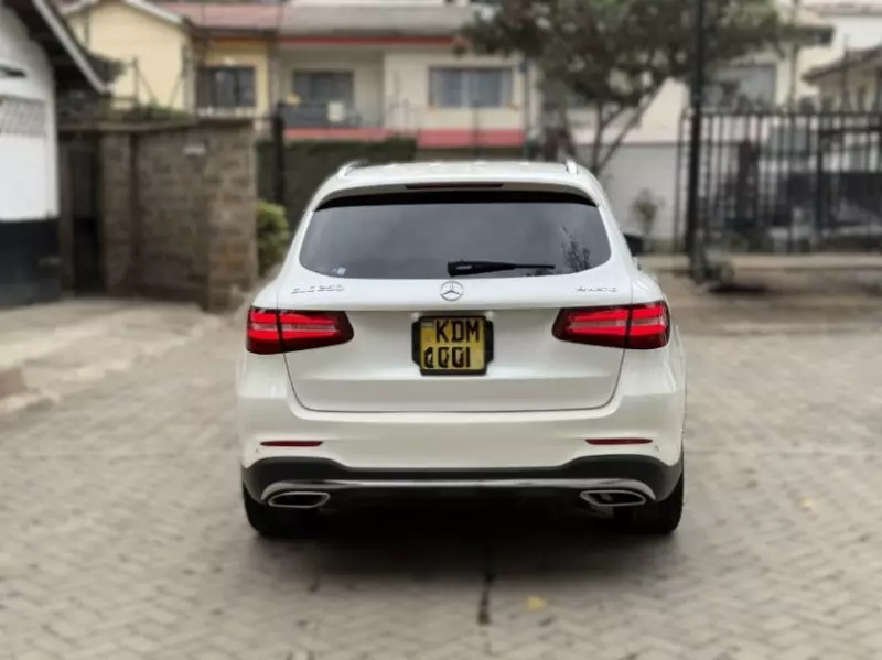 Mercedes-Benz GLC 250   - 2016