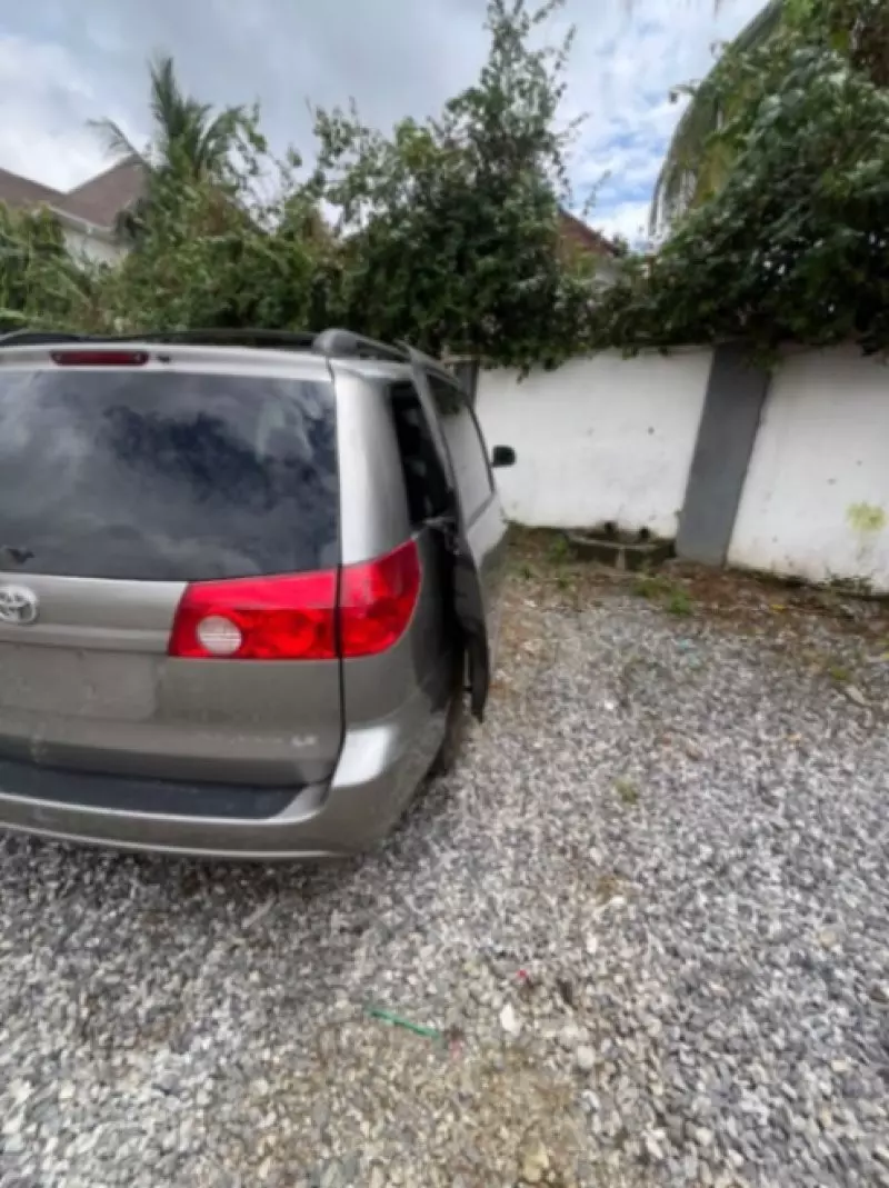 TOYOTA Sienna   - 2008