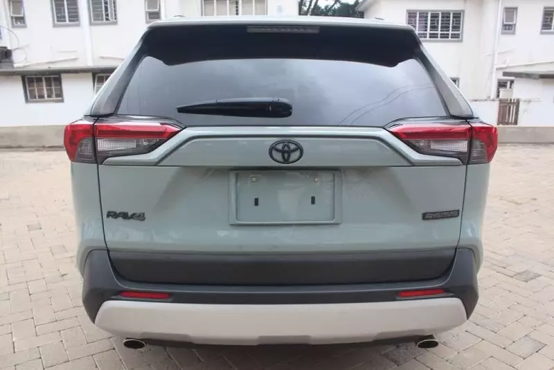 TOYOTA RAV 4   - 2019