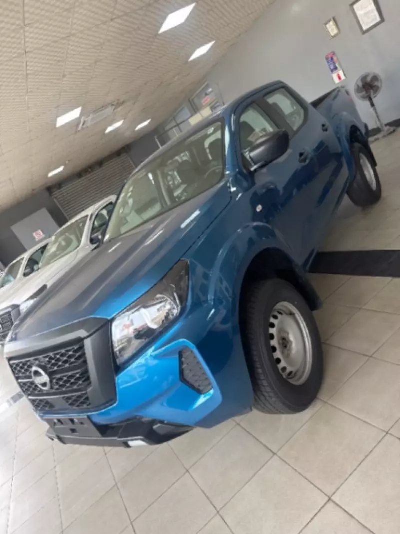 Nissan Navara   - 2025