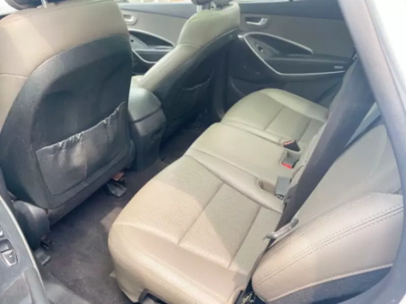 Hyundai Santa Fe   - 2014