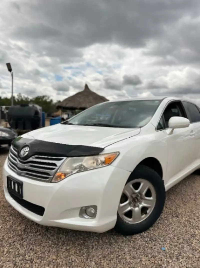 Toyota Venza   - 2012