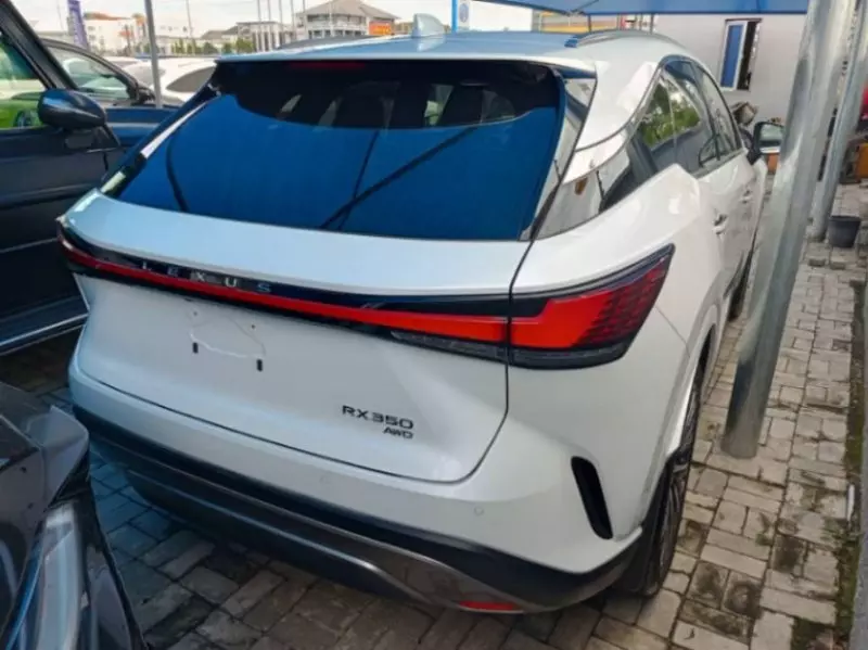 Lexus RX 350   - 2024