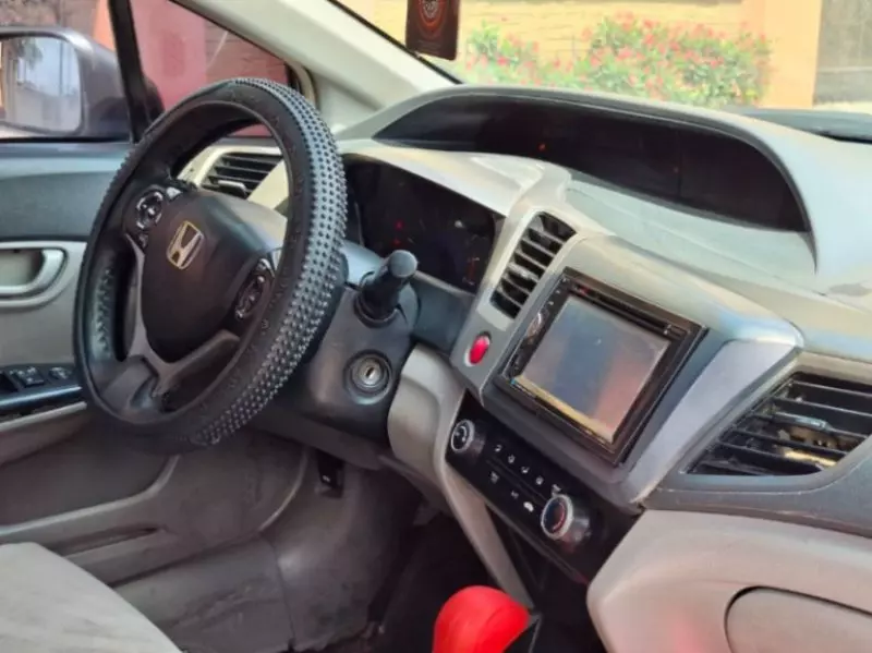 Honda Civic   - 2012