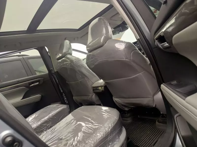 Toyota Highlander   - 2021