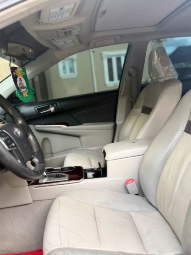 TOYOTA Camry   - 2014