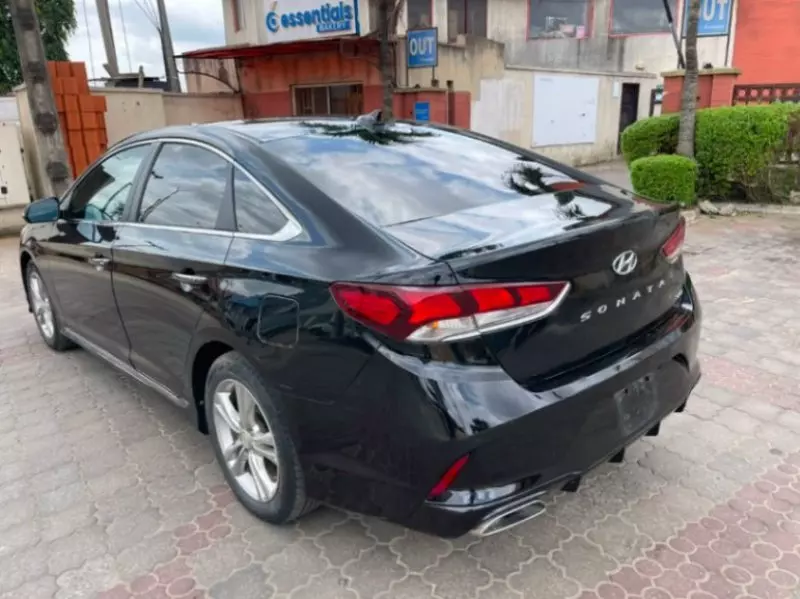 Hyundai Sonata   - 2019