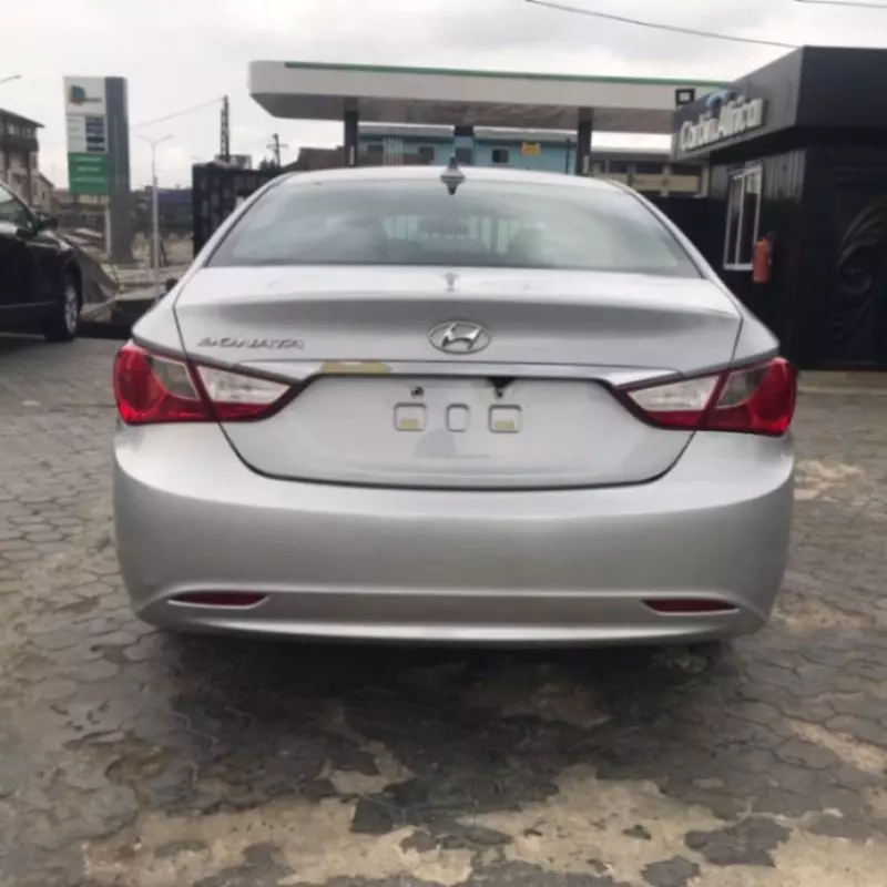 Hyundai Sonata   - 2015