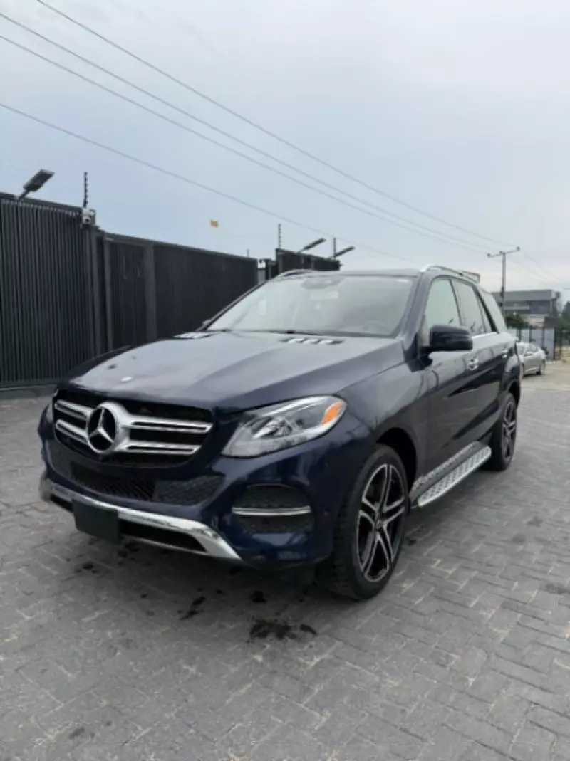 Mercedes-Benz GLE 350   - 2016
