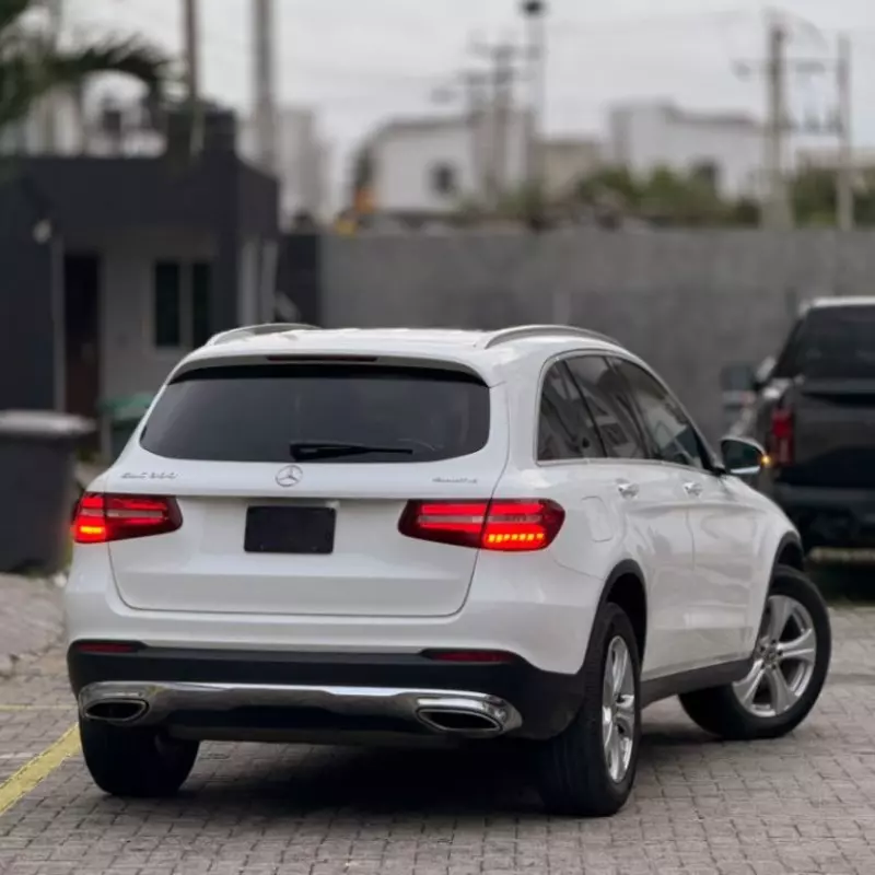 Mercedes-Benz GLC 300   - 2018