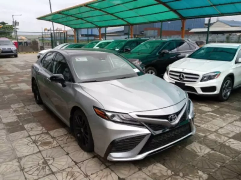 Toyota Camry   - 2024