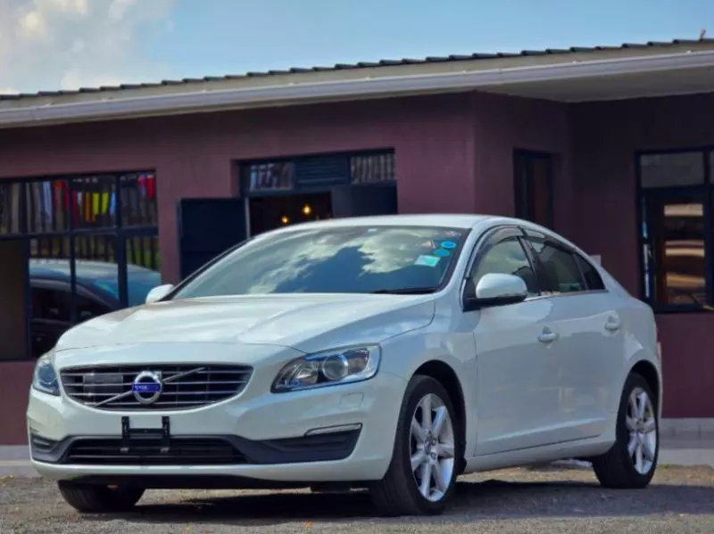 Volvo V60   - 2017