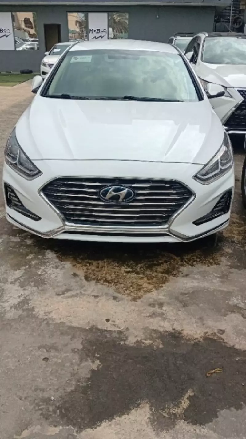 Hyundai Sonata   - 2018