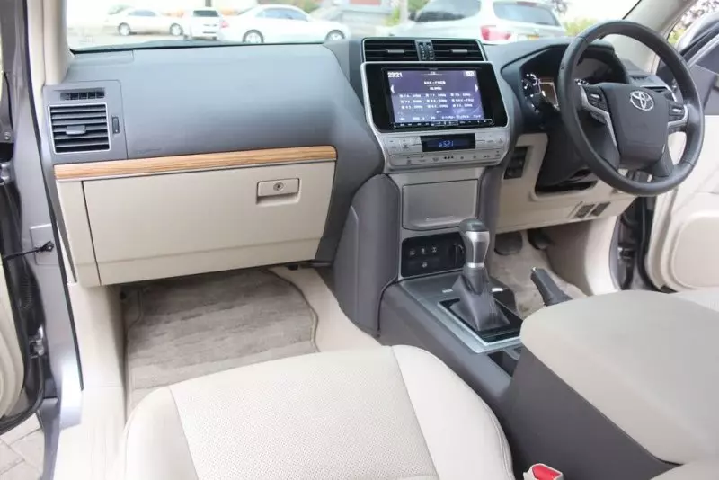 TOYOTA Landcruiser prado TX.L   - 2019