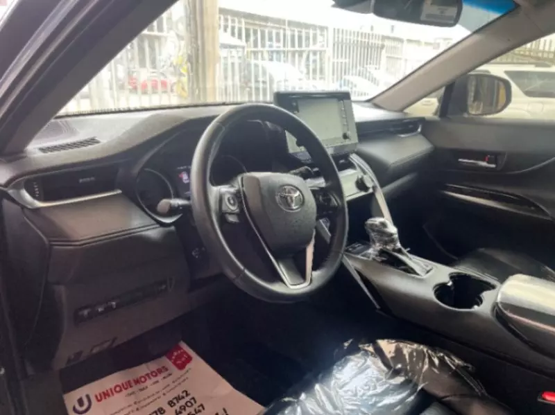 Toyota Venza   - 2021