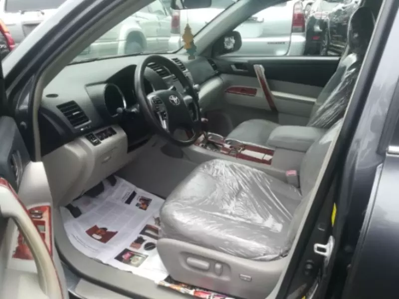 TOYOTA Highlander   - 2011