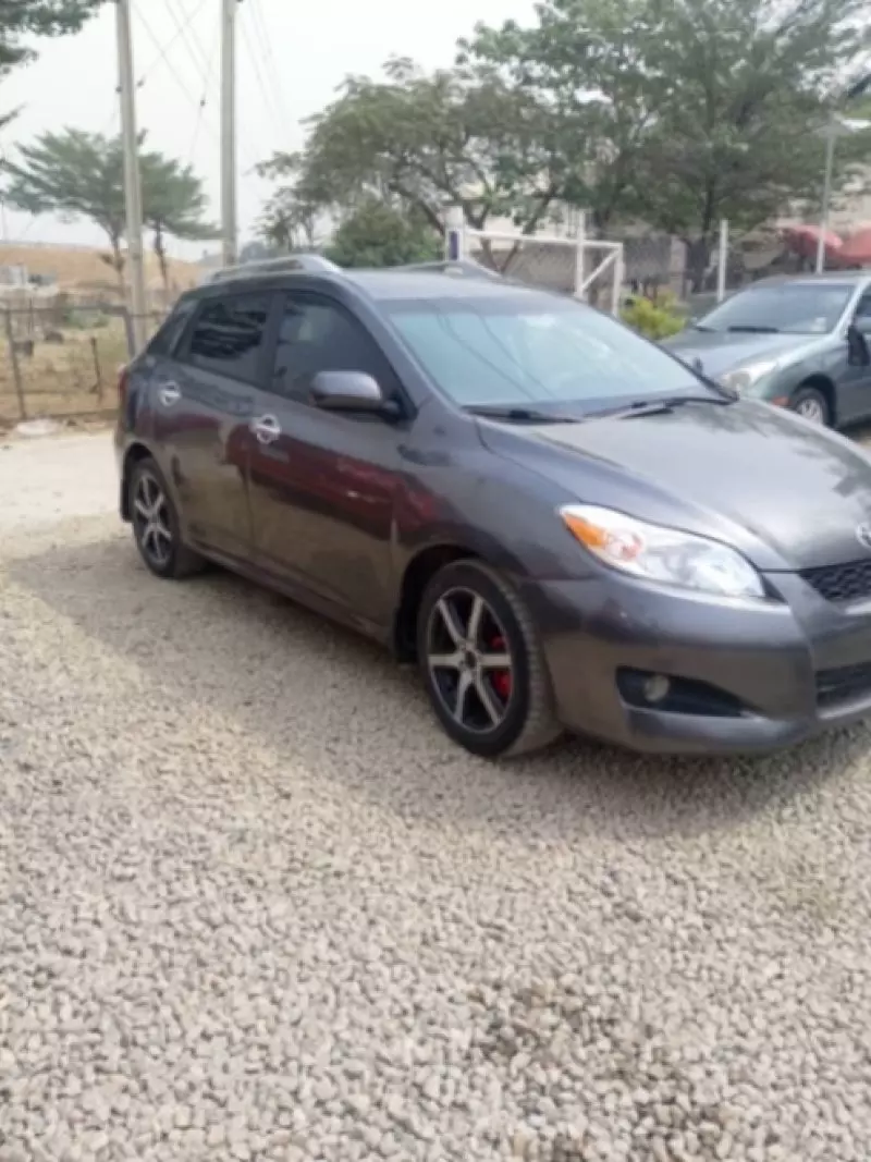 Toyota Corolla Matrix   - 2009