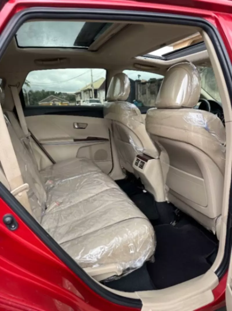 Toyota Venza   - 2010