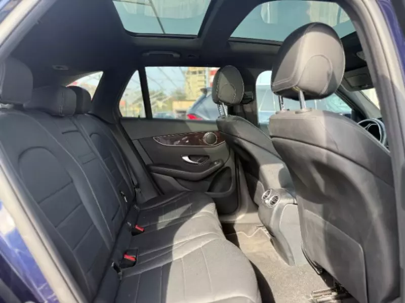 Mercedes-Benz GLC 300   - 2019
