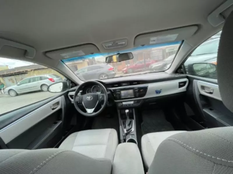 Toyota Corolla   - 2016