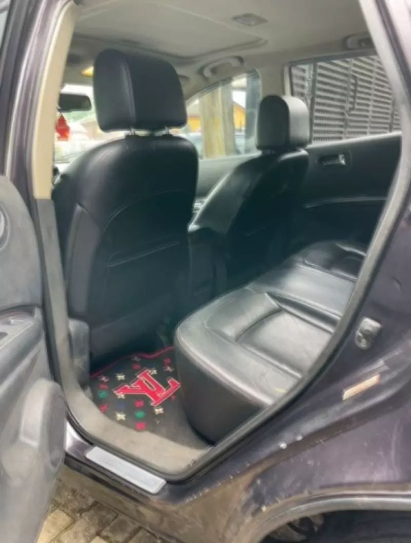Nissan Rogue   - 2013