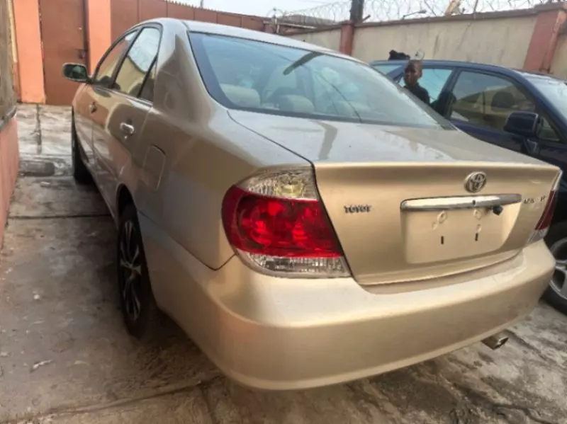 TOYOTA Camry   - 2006