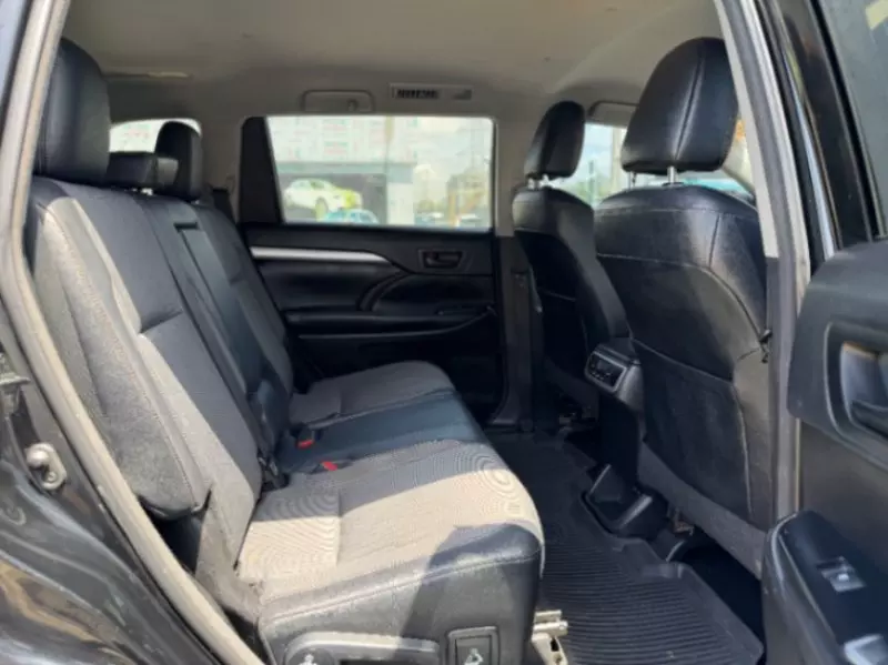 Toyota Highlander   - 2018