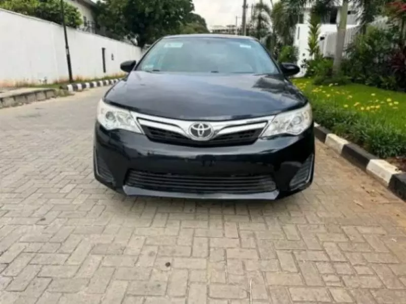 TOYOTA Camry   - 2014