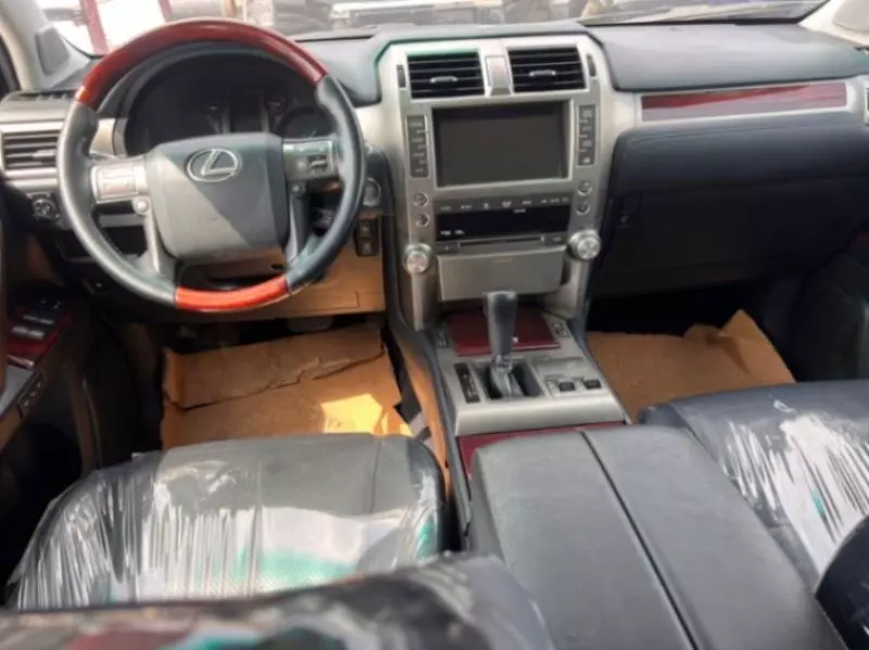 Lexus GX 460   - 2010