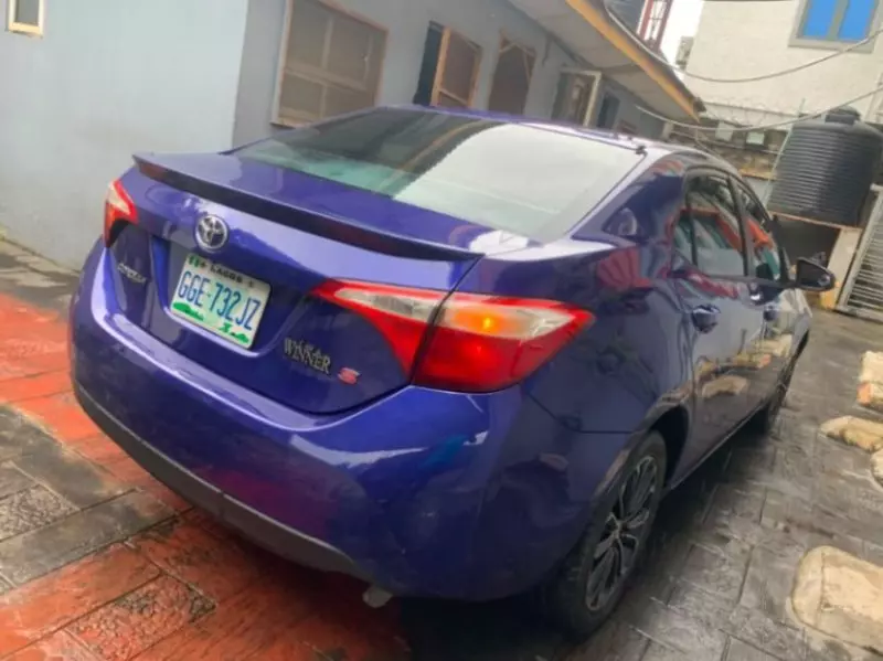 TOYOTA Corolla   - 2014