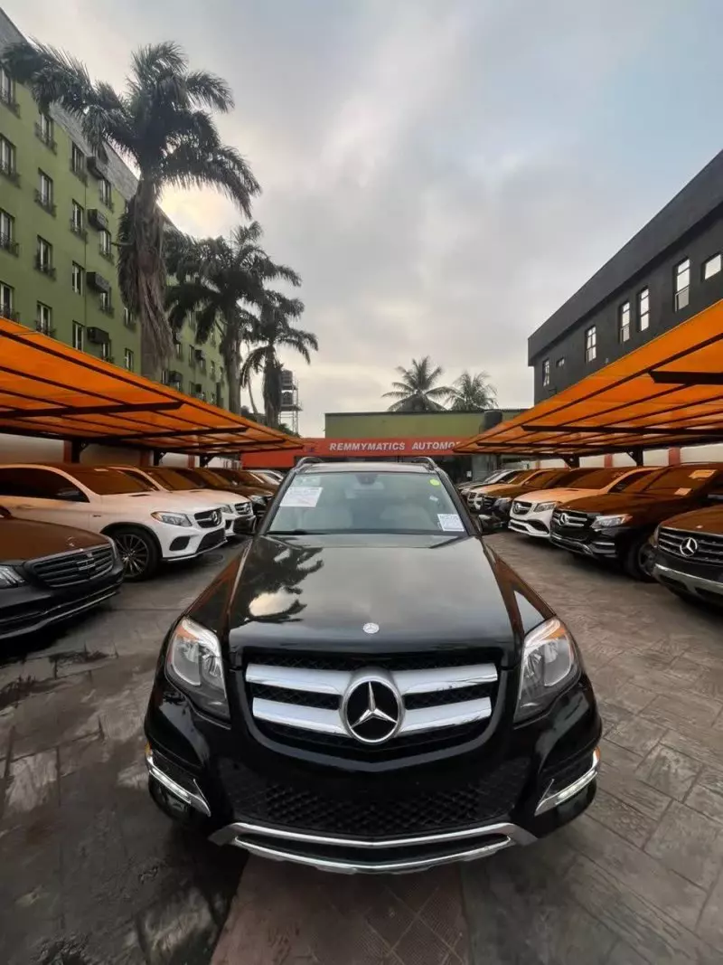 Mercedes-Benz GLK 350   - 2015