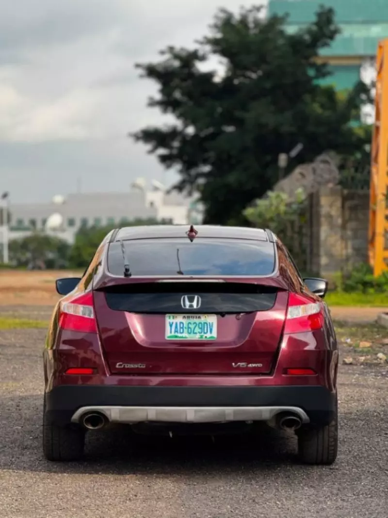 Honda Crosstour   - 2013