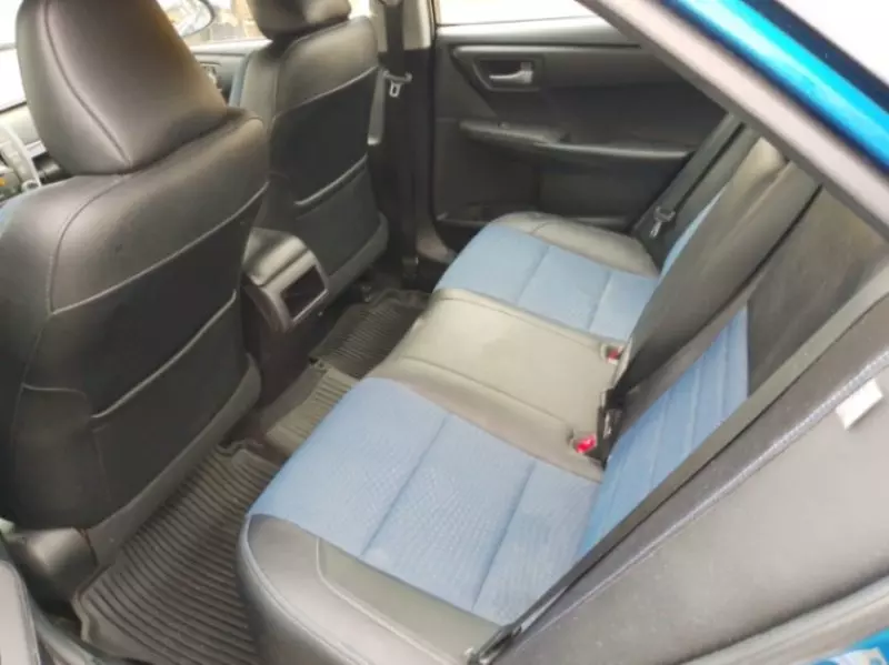 Toyota Camry   - 2016