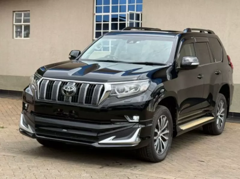 Toyota Land Cruiser   - 2018