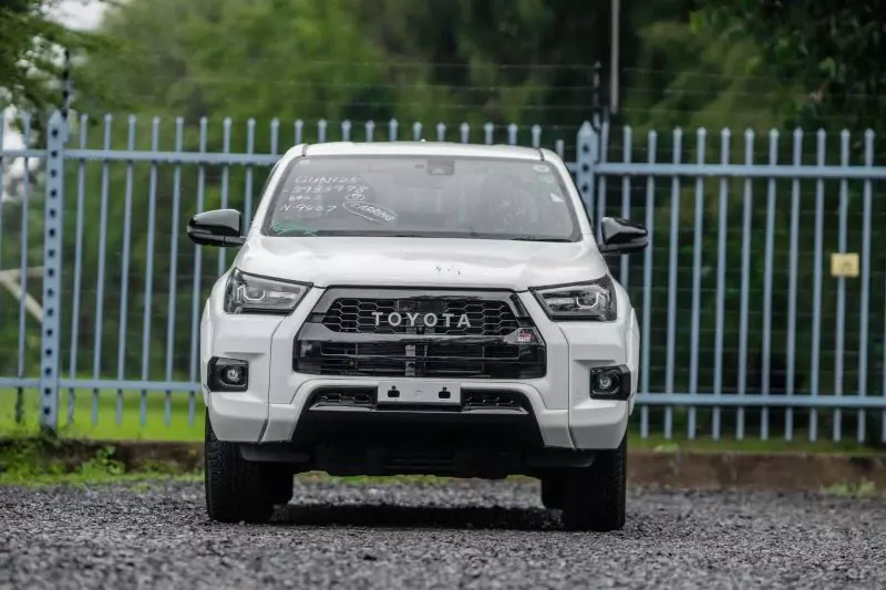 TOYOTA Hilux - 2022