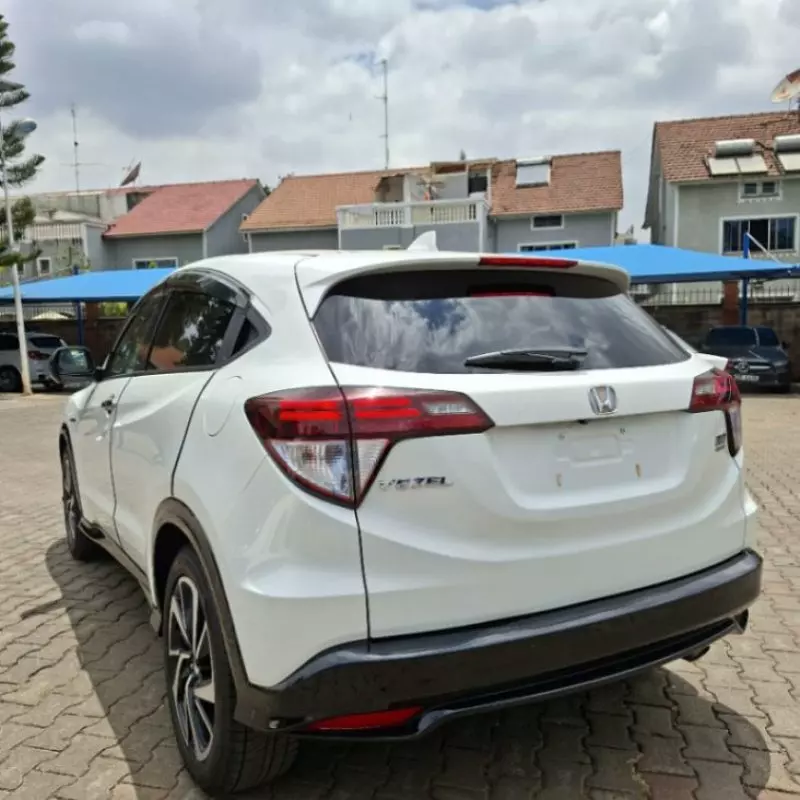 Honda Vezel Hybrid   - 2018