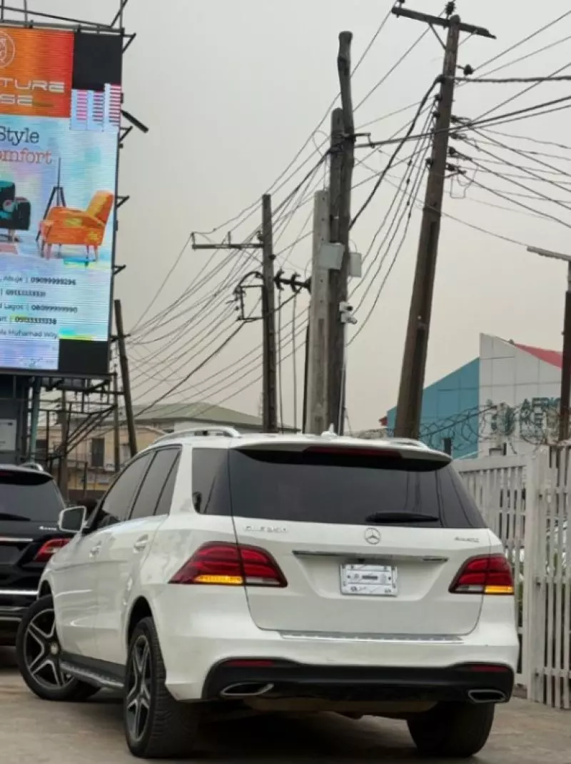 Mercedes-Benz ML 350   - 2013