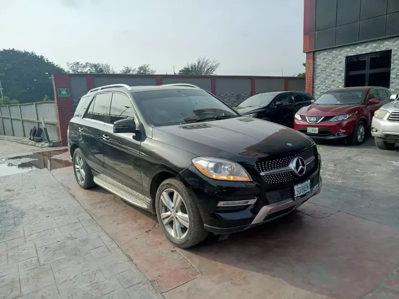 Mercedes-Benz ML-Class   - 2013