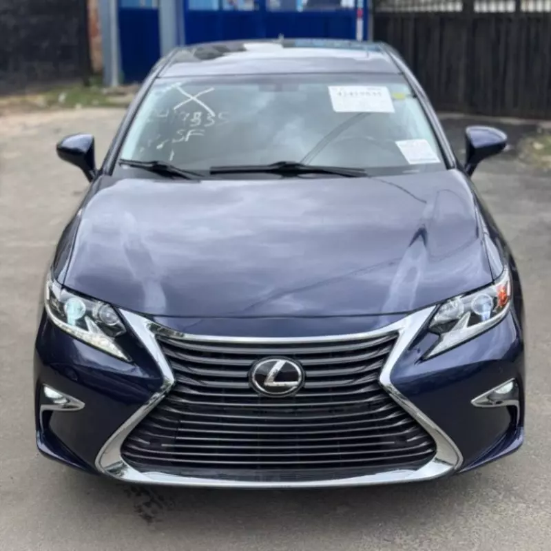 Lexus ES 350   - 2016