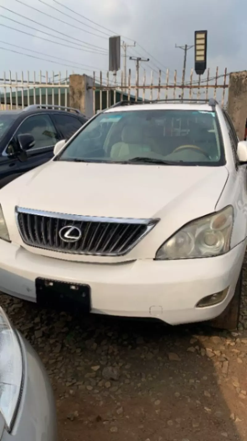Lexus RX 350L   - 2009