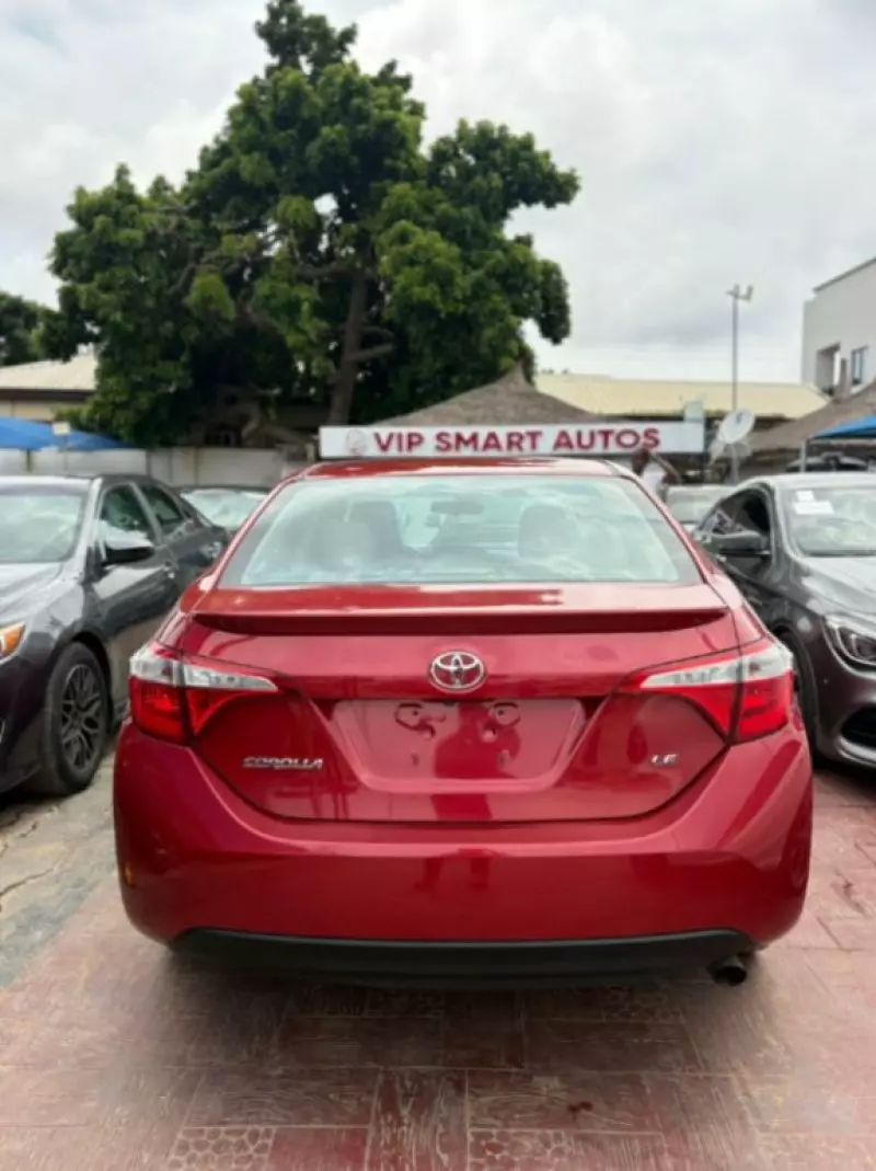 TOYOTA Corolla   - 2015