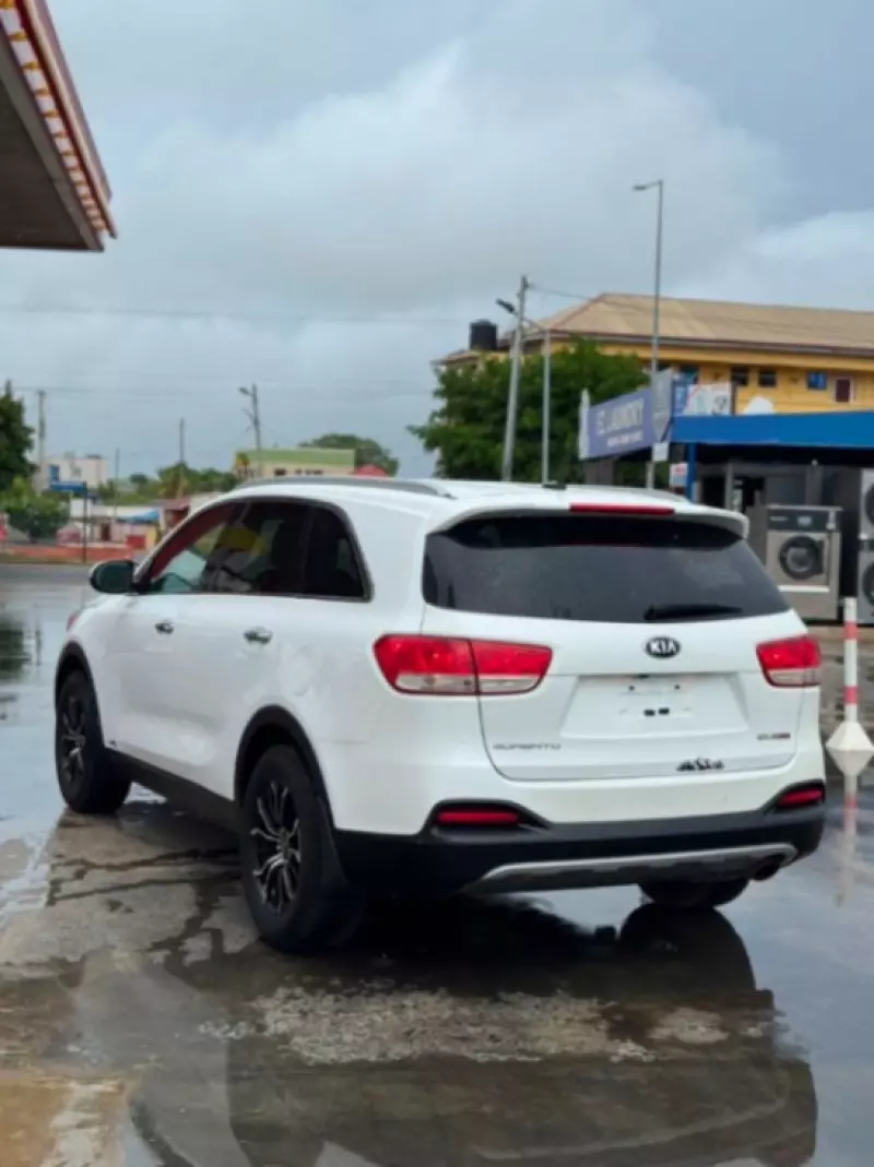 KIA Sorento   - 2017