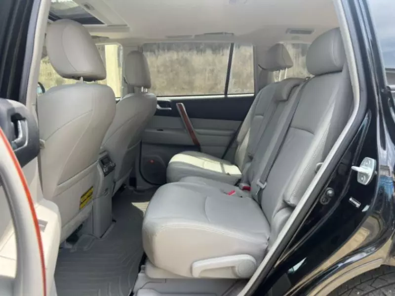 Toyota Highlander   - 2009